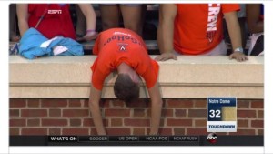 sad uva fan